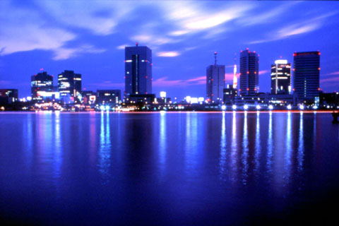 tokyo by night